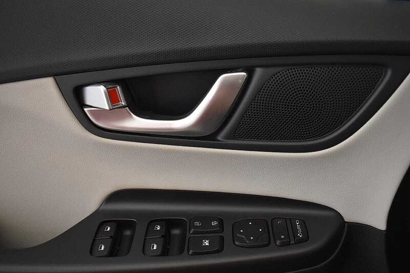 Hyundai Kona HEV 1.6 GDI DT Style Sky